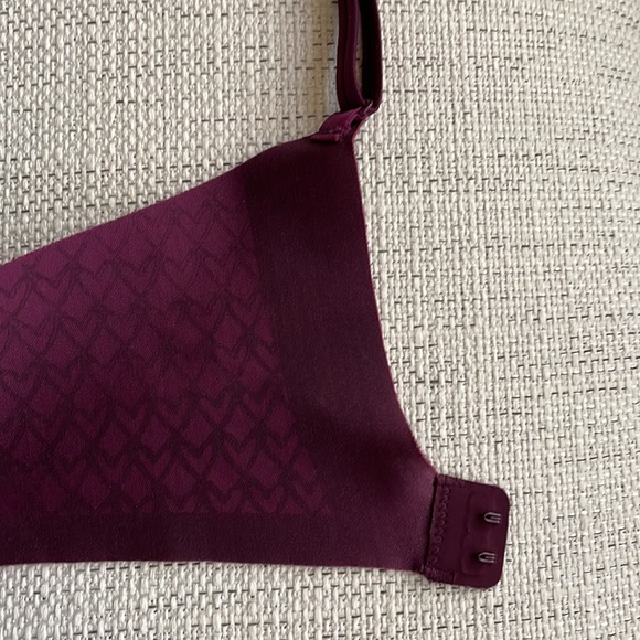 Victoria’s Secret Purple Push-up Bra - Picture 6 of 7
